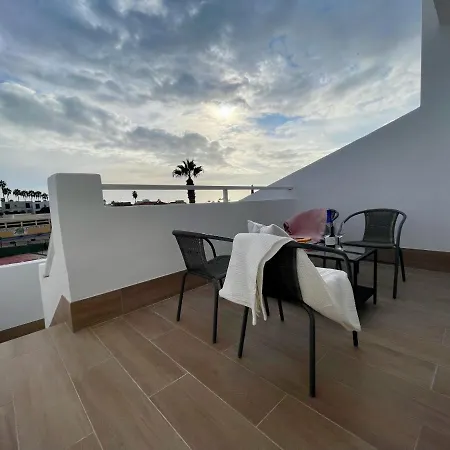Malibu Park 2115 - Ocean View Apartment *